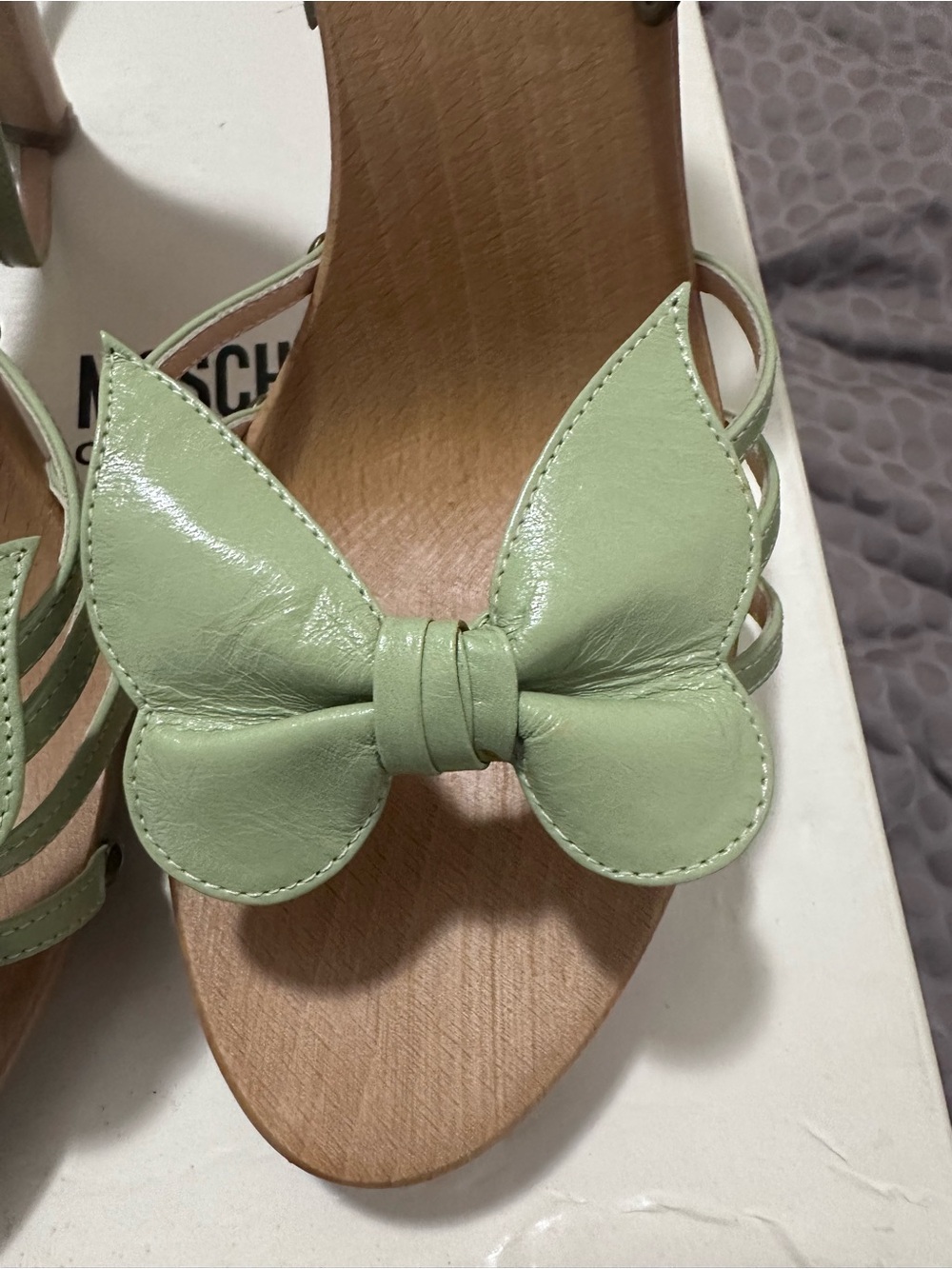 Moschino Green Bow Leather Wood Sandals Sz 9 39 - Picture 3 of 6